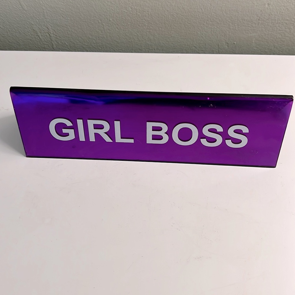 ❗️ FREE ❗️- Girl Boss Desk Sign